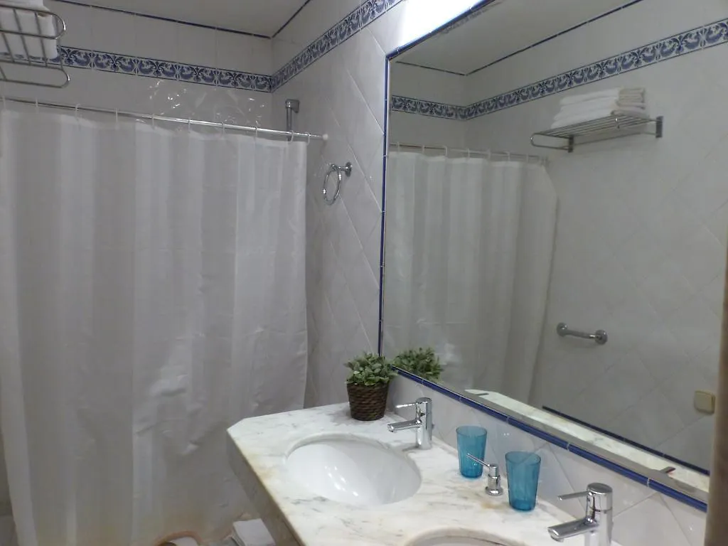 فندق برشلونةفي  Gran Via Borrell Flat 0*, برشلونة