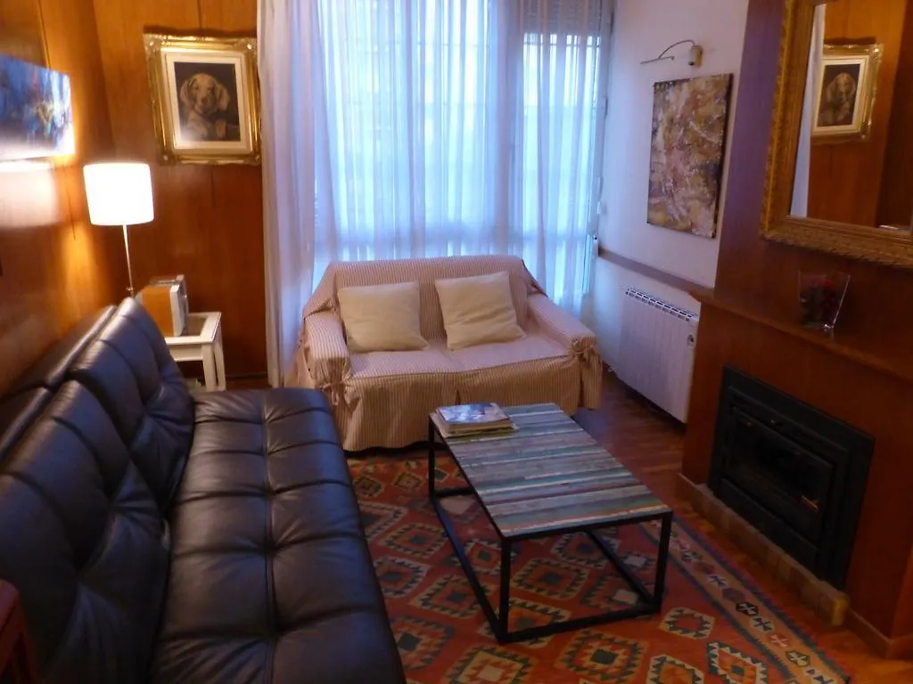 شقة فندق برشلونةفي  Gran Via Borrell Flat
