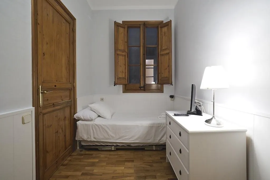 فندق برشلونةفي  Gran Via Borrell Flat